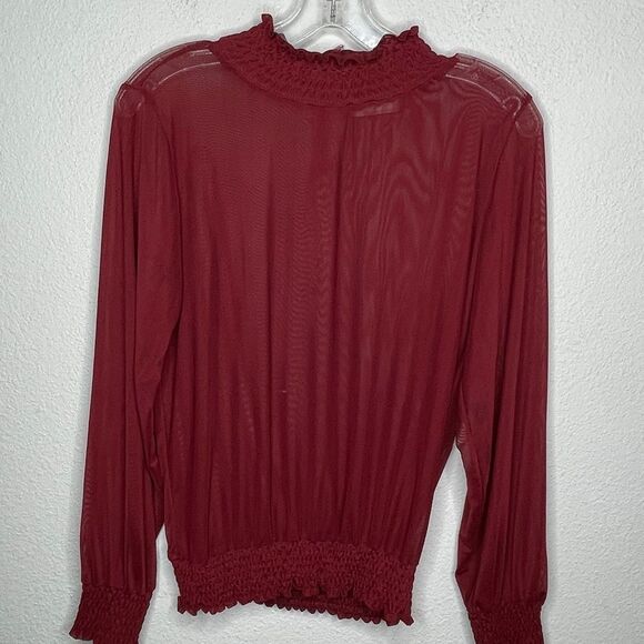 Modish Sheer Blouse - Picture 6 of 8